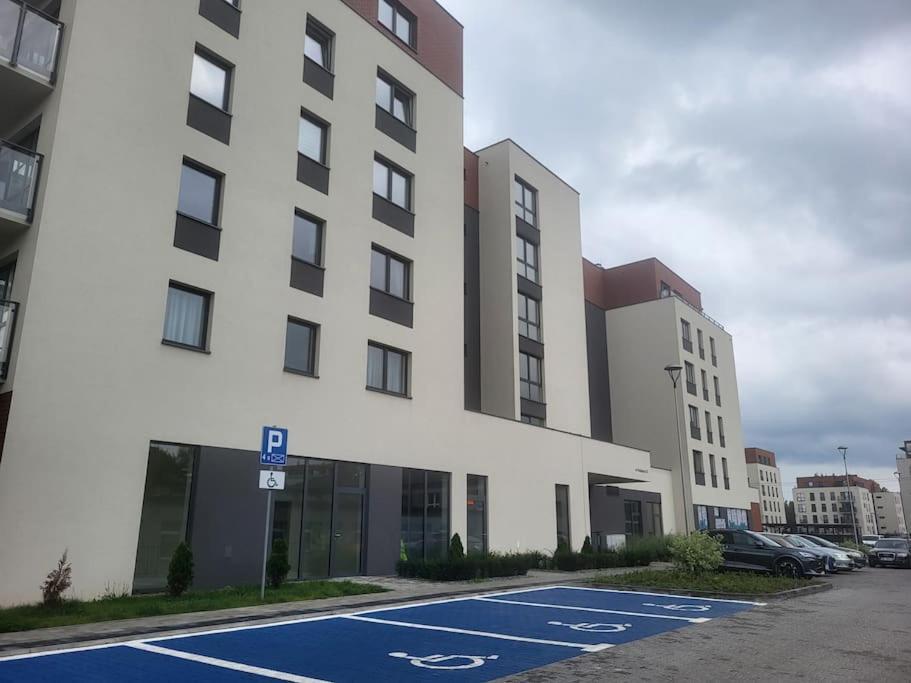 Olive Tree Apartment - Klimatyzacja - Air Conditioning-Self-Check-In Katowice Exteriör bild