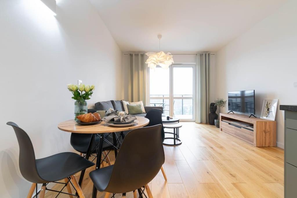 Olive Tree Apartment - Klimatyzacja - Air Conditioning-Self-Check-In Katowice Exteriör bild